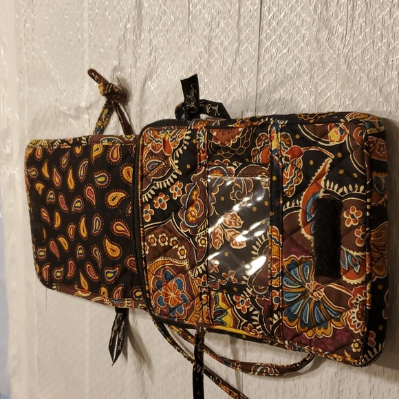 Vera Bradley Crossbody - Picture 3 of 6